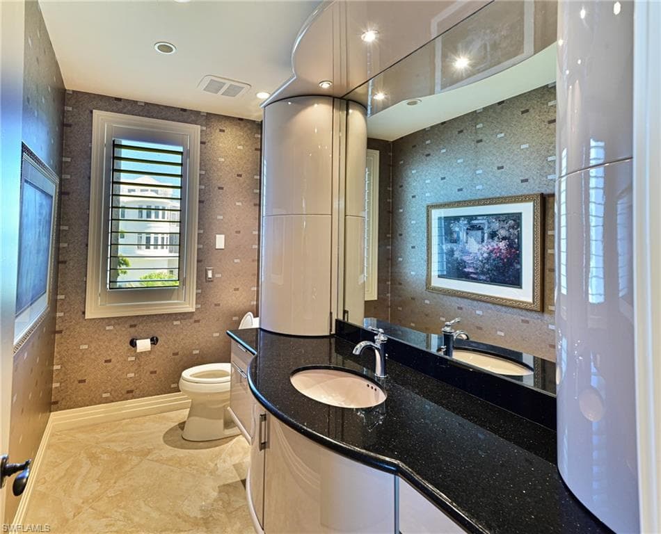 110 Saint Eustacius LN, BONITA SPRINGS FL 34134-17