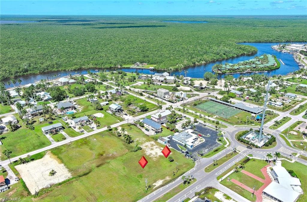 15 S. Copeland Ave, EVERGLADES CITY FL 34139-4