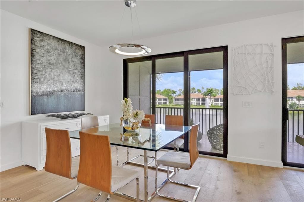 15161 Palmer Lake CIR # 202, NAPLES FL 34109-7