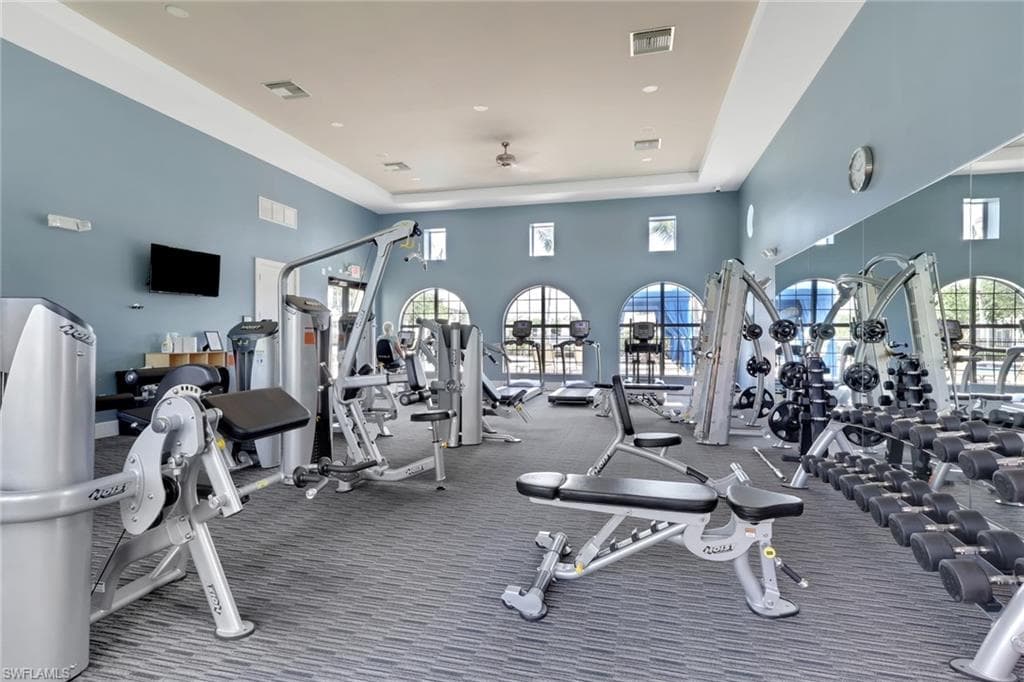 15161 Palmer Lake CIR # 202, NAPLES FL 34109-24