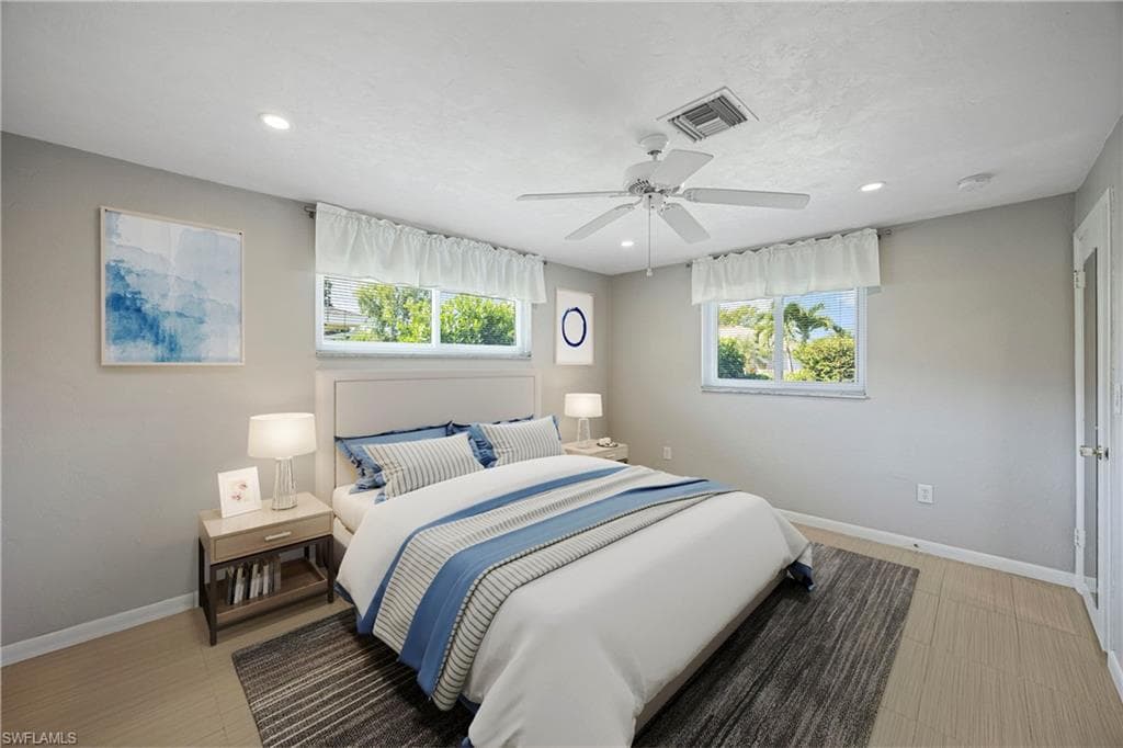 9757 Berkshire ST, NAPLES FL 34109-34