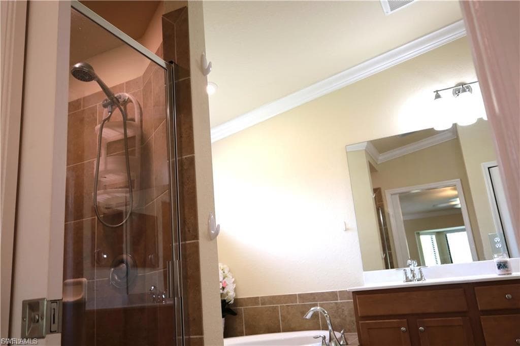 13761 Julias WAY # 328, FORT MYERS FL 33919-27