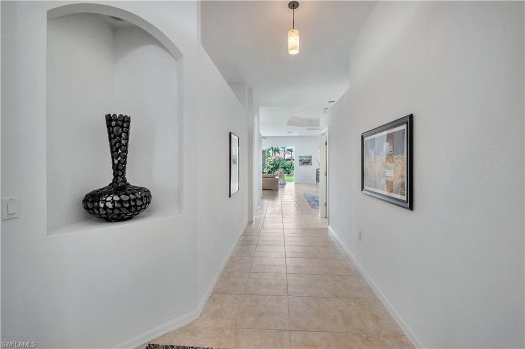 14095 Mirror CT, NAPLES FL 34114-2