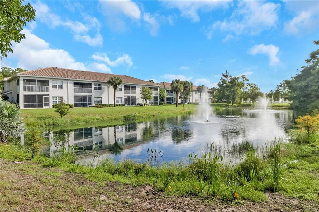 6923 Satinleaf RD N # 101, NAPLES FL 34109-48
