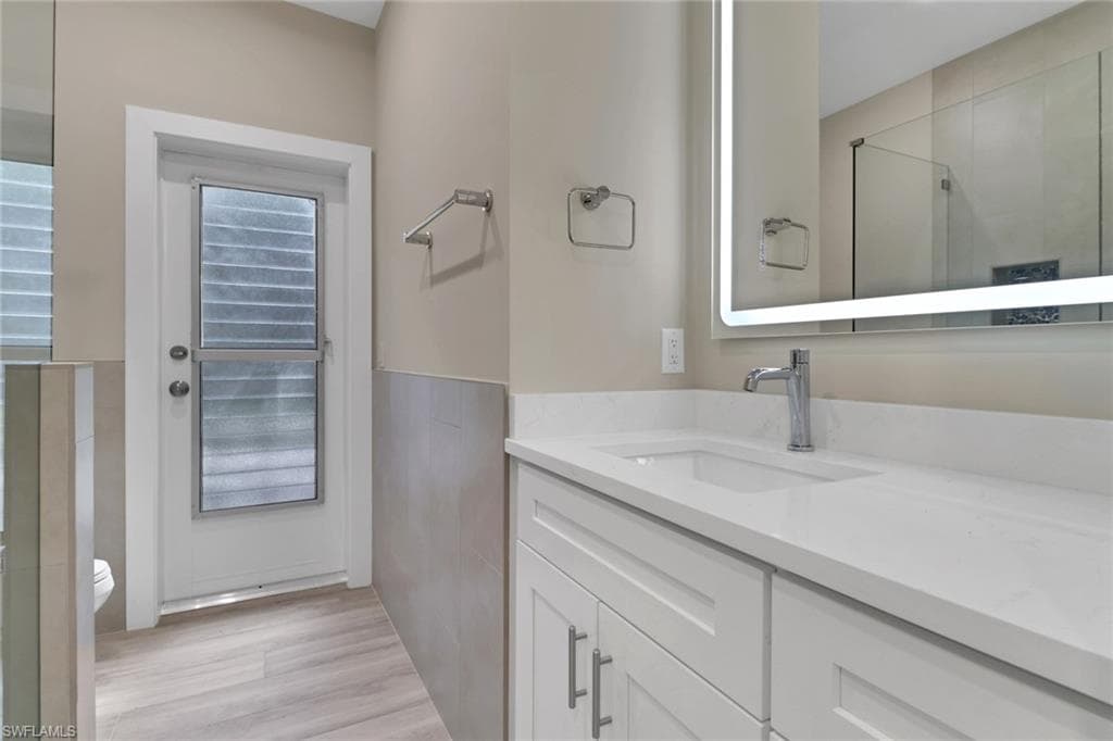 5150 Sand Dollar LN, NAPLES FL 34103-23
