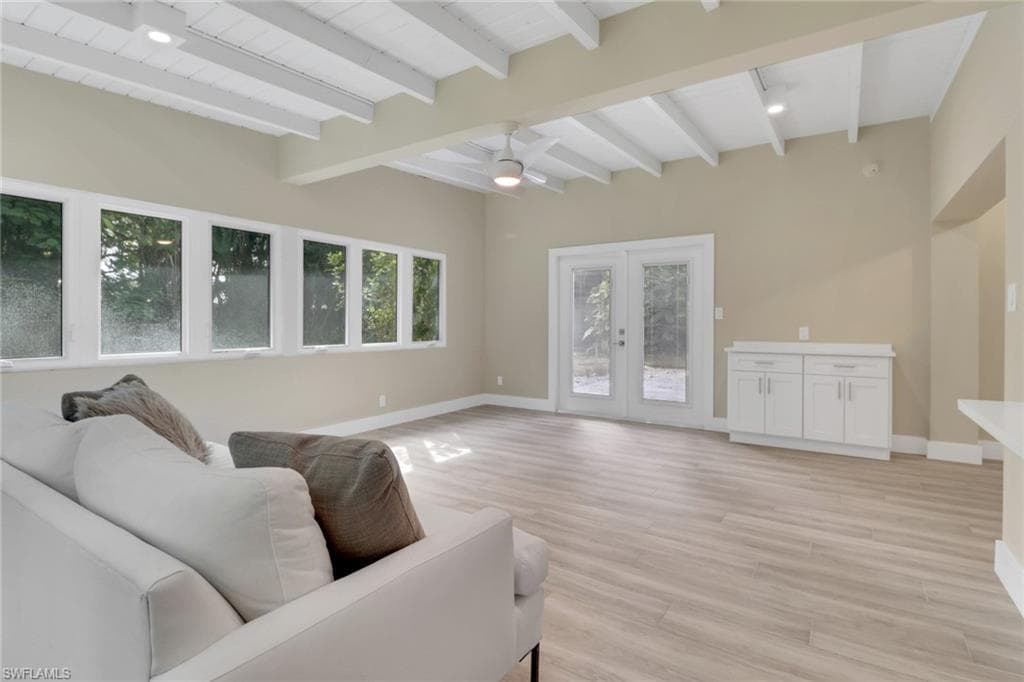5150 Sand Dollar LN, NAPLES FL 34103-17