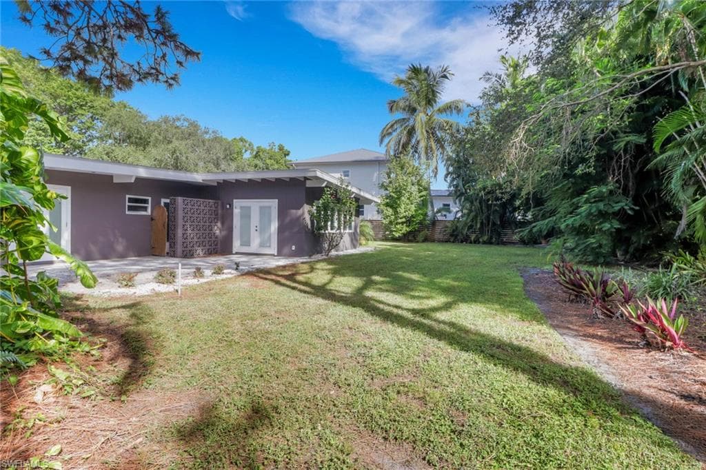 5150 Sand Dollar LN, NAPLES FL 34103-34