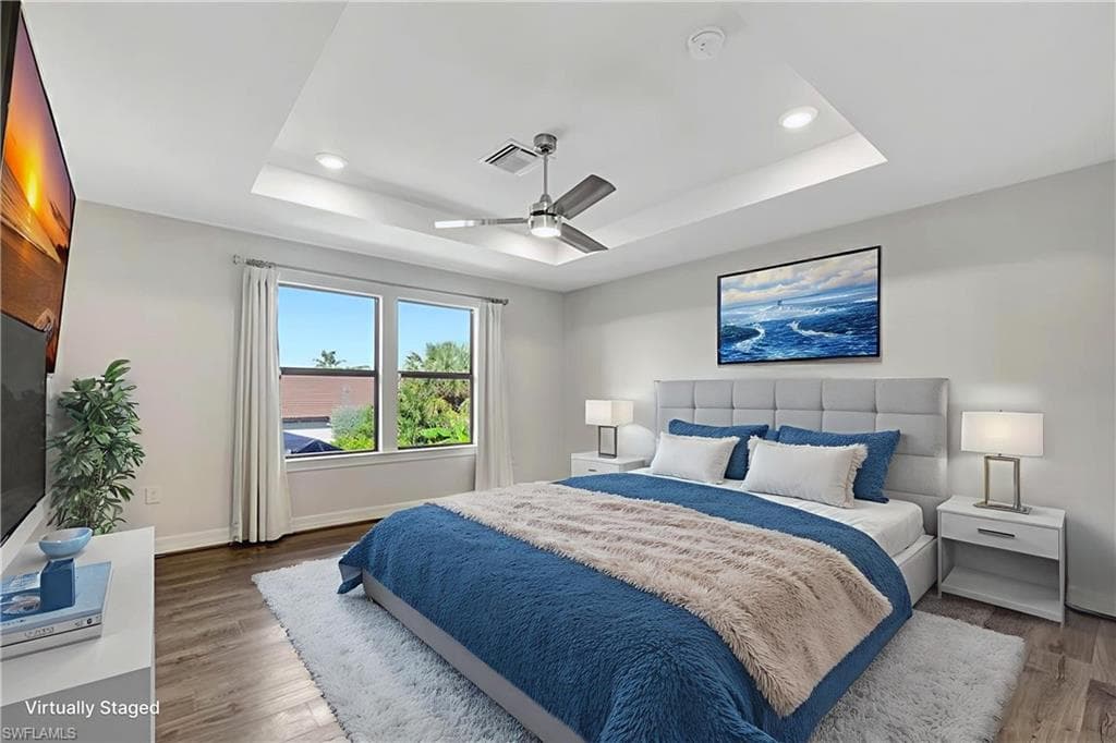 7265 Wilton DR, NAPLES FL 34109-5