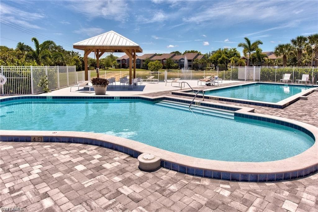 194 Santa Clara DR # 12, NAPLES FL 34104-26