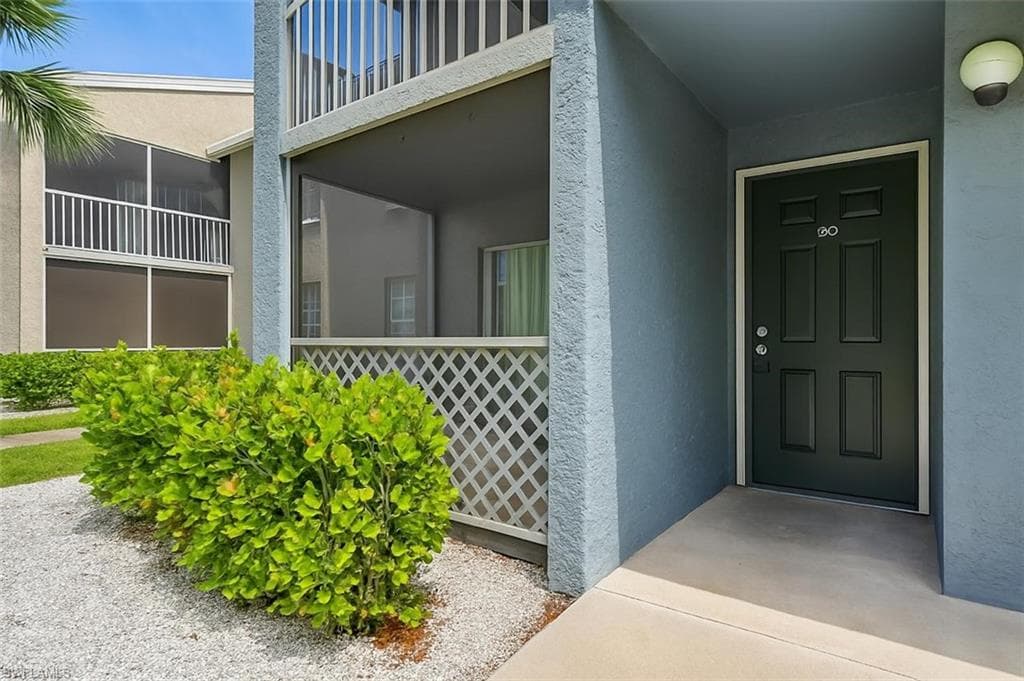 194 Santa Clara DR # 12, NAPLES FL 34104-2