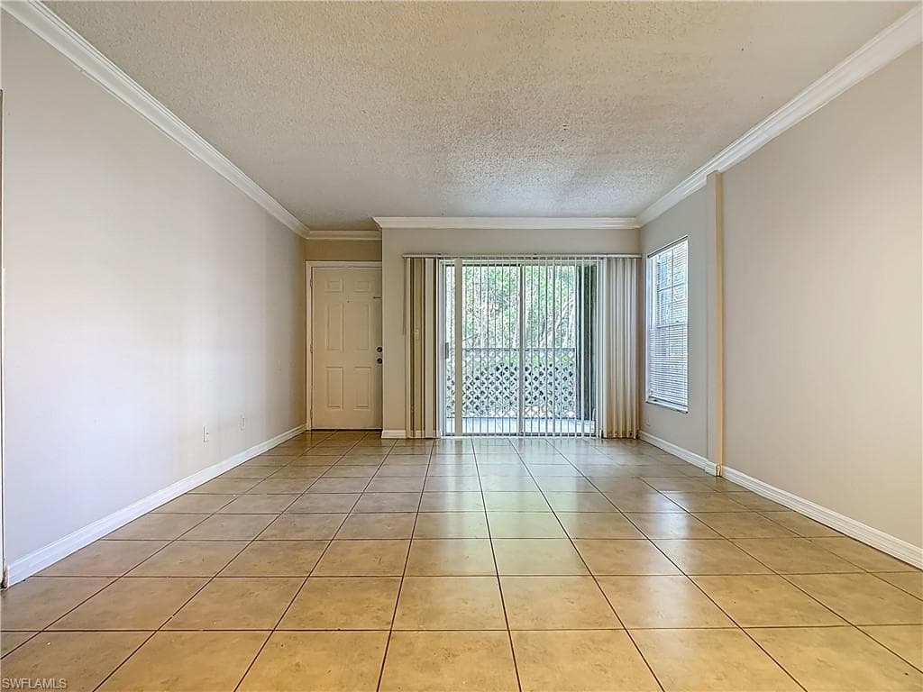 194 Santa Clara DR # 12, NAPLES FL 34104-4