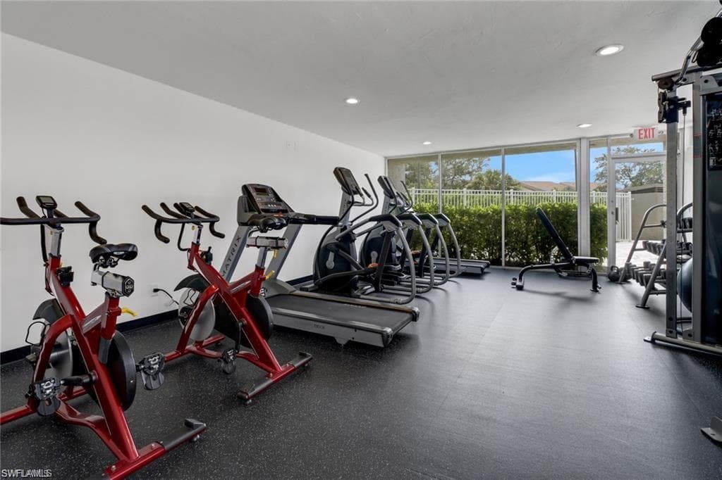 194 Santa Clara DR # 12, NAPLES FL 34104-32