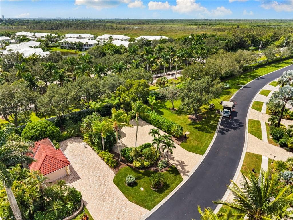 4520 Southern Breeze DR, NAPLES FL 34114-17