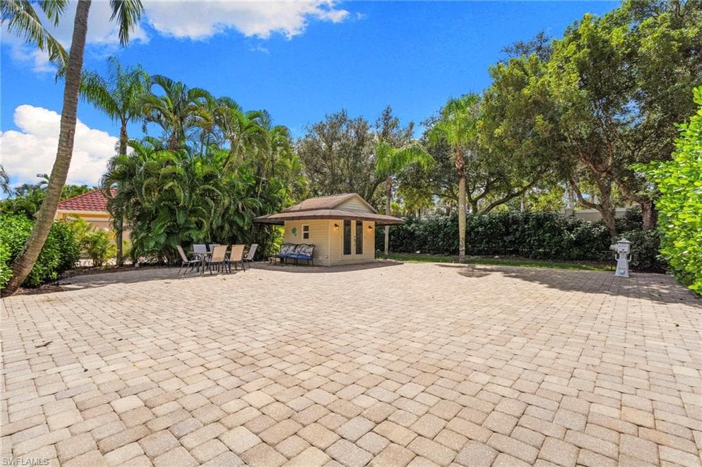 4520 Southern Breeze DR, NAPLES FL 34114-3