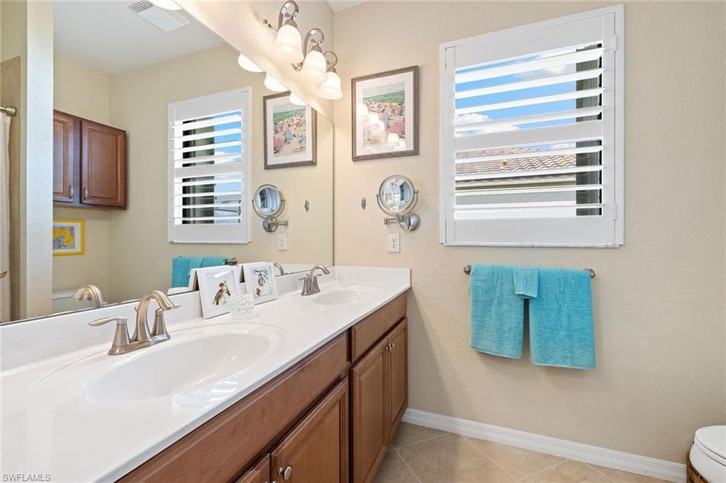 3837 Ruby WAY, NAPLES FL 34114-21