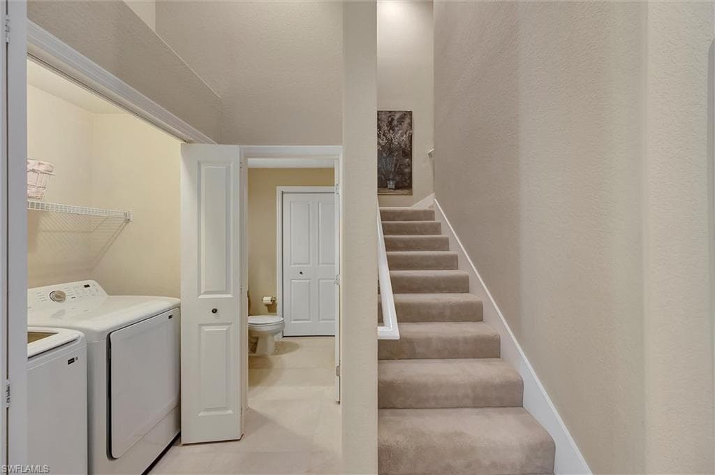 3555 Avion Woods CT # 501, NAPLES FL 34104-26