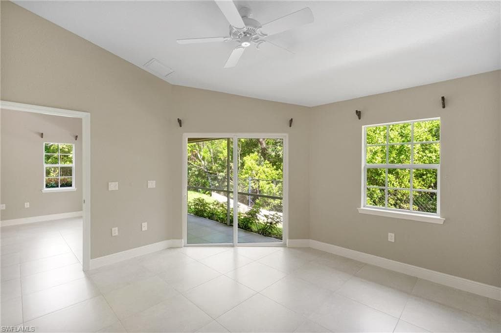 3555 Avion Woods CT # 501, NAPLES FL 34104-21