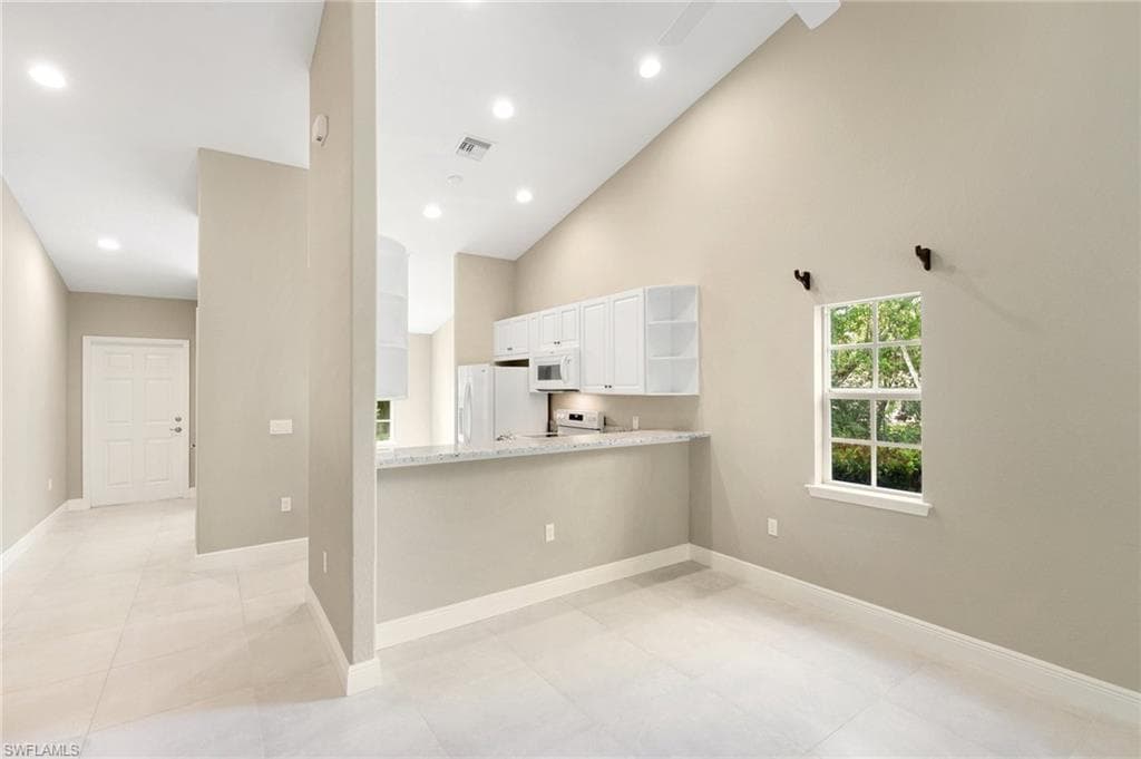 3555 Avion Woods CT # 501, NAPLES FL 34104-10