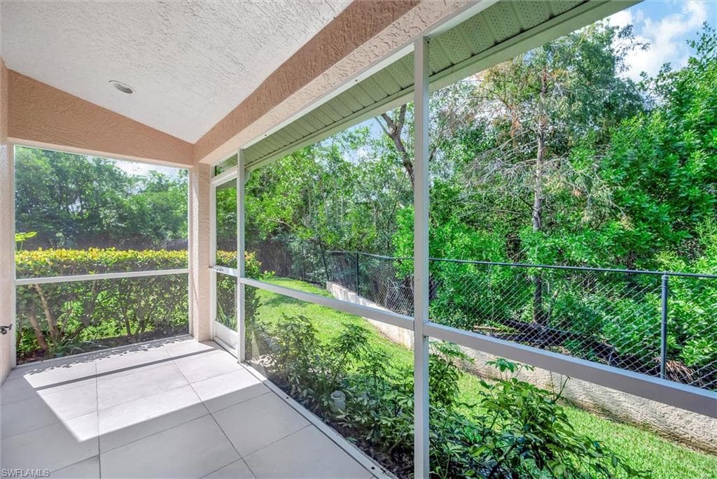 3555 Avion Woods CT # 501, NAPLES FL 34104-3