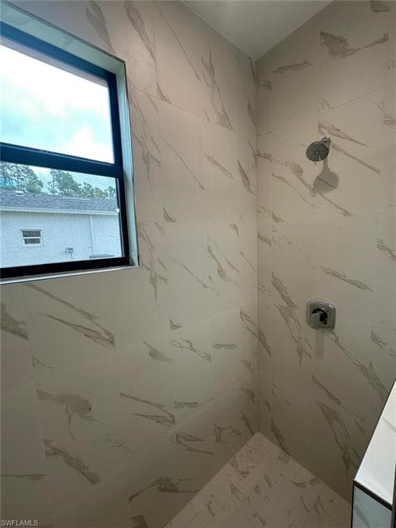 2167 Della DR, NAPLES FL 34117-7
