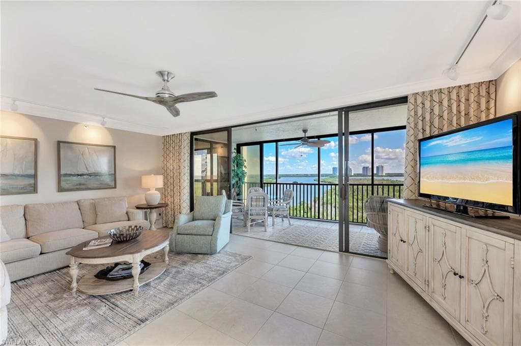 26225 Hickory BLVD # 10B, BONITA SPRINGS FL 34134-1