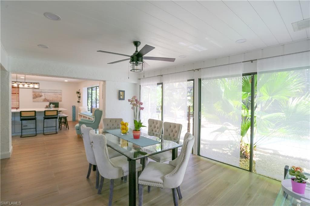 223 Forest Hills BLVD, NAPLES FL 34113-27