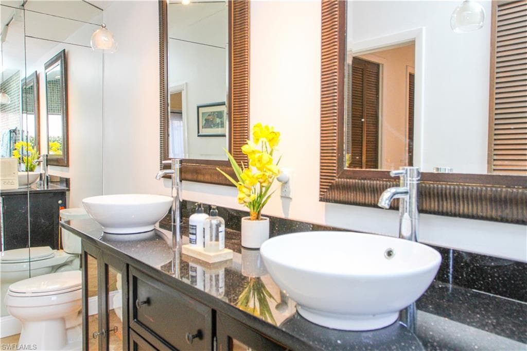 223 Forest Hills BLVD, NAPLES FL 34113-48