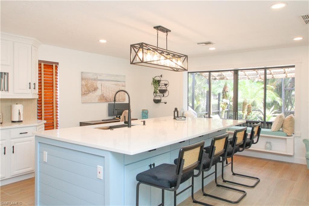 223 Forest Hills BLVD, NAPLES FL 34113-44