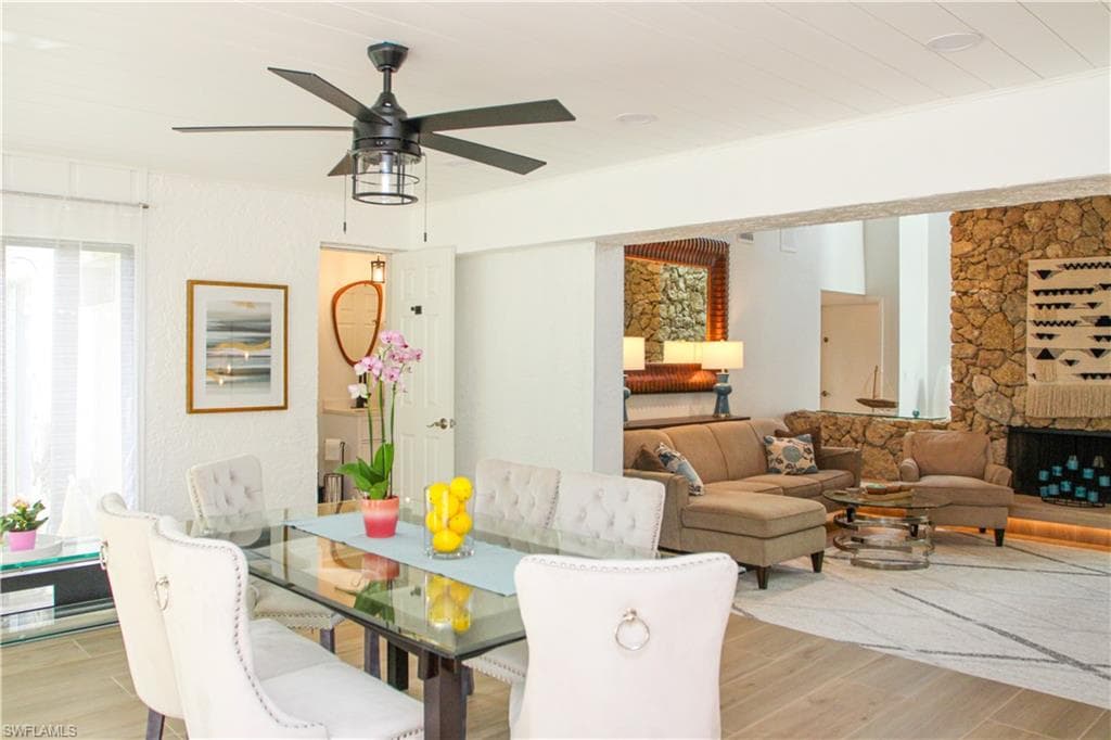 223 Forest Hills BLVD, NAPLES FL 34113-39