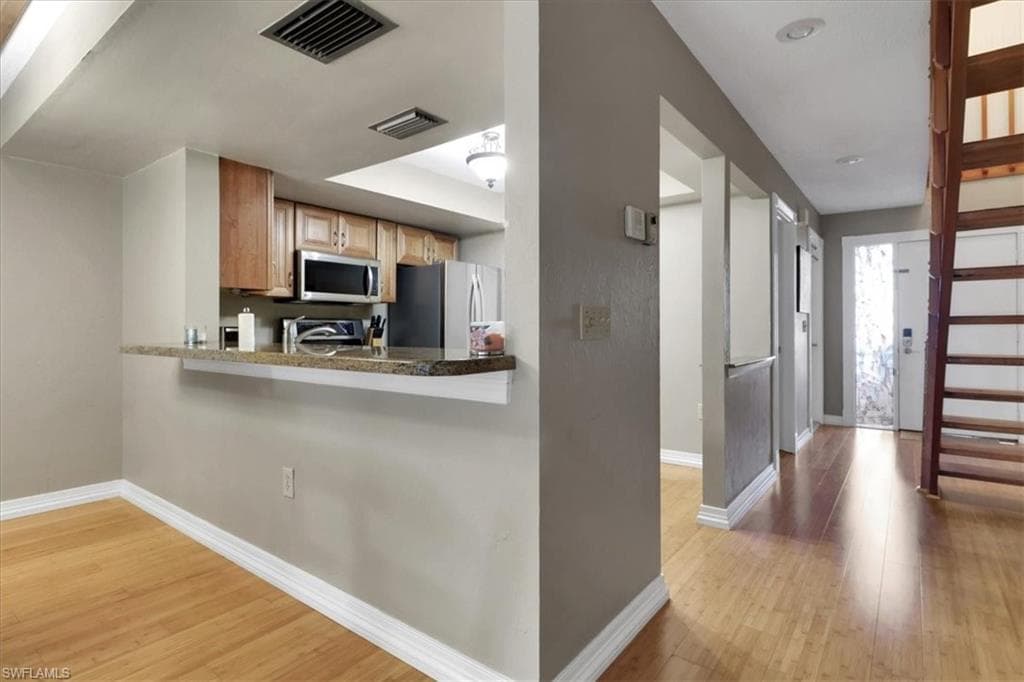 800 Meadowland DR Apt H, NAPLES FL 34108-5