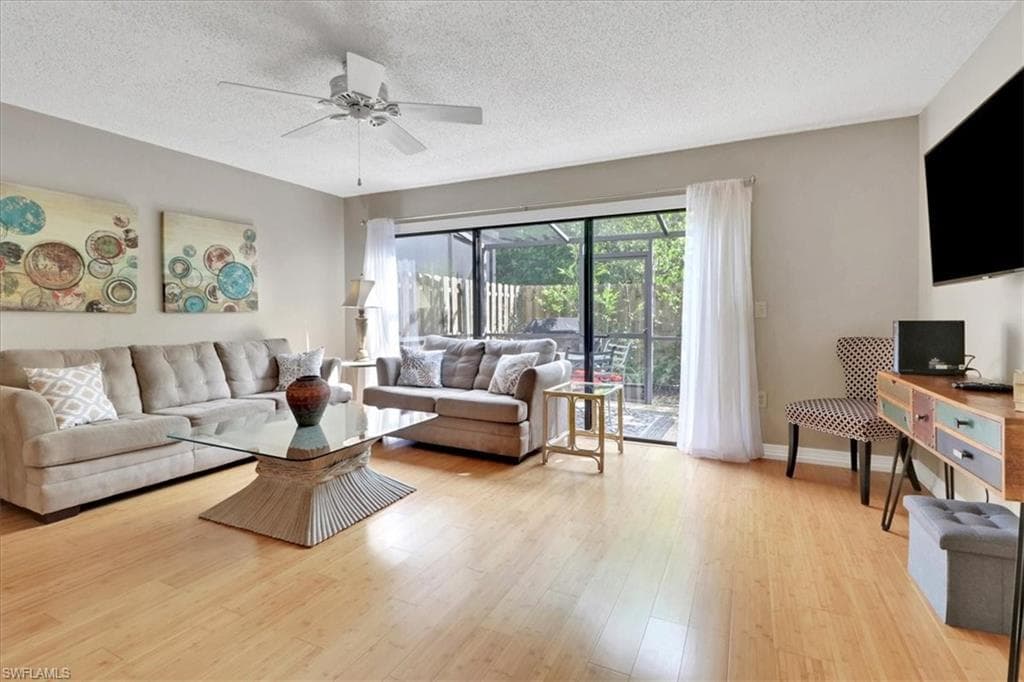 800 Meadowland DR Apt H, NAPLES FL 34108-12