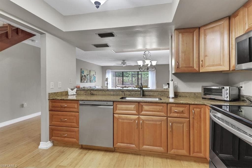 800 Meadowland DR Apt H, NAPLES FL 34108-8
