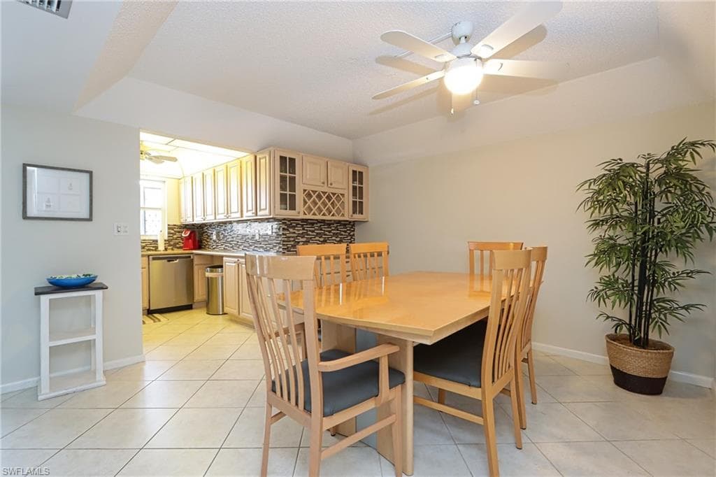 25740 Hickory BLVD # 450, BONITA SPRINGS FL 34134-3