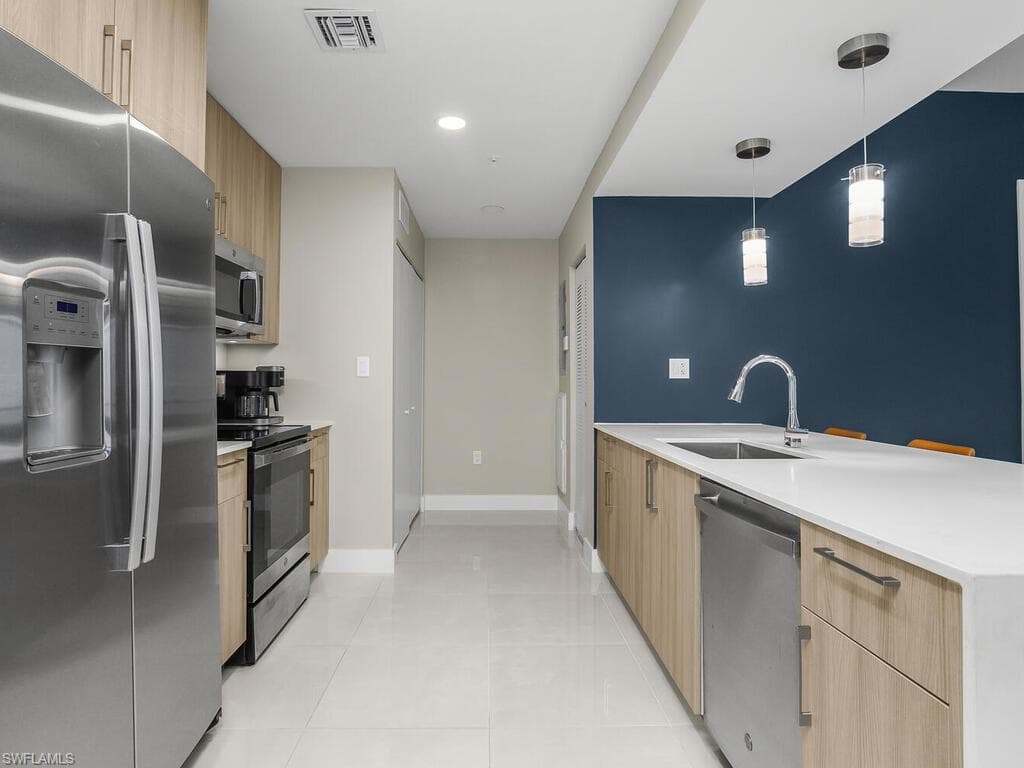 26600 Rosewood Pointe DR # B309, BONITA SPRINGS FL 34135-5