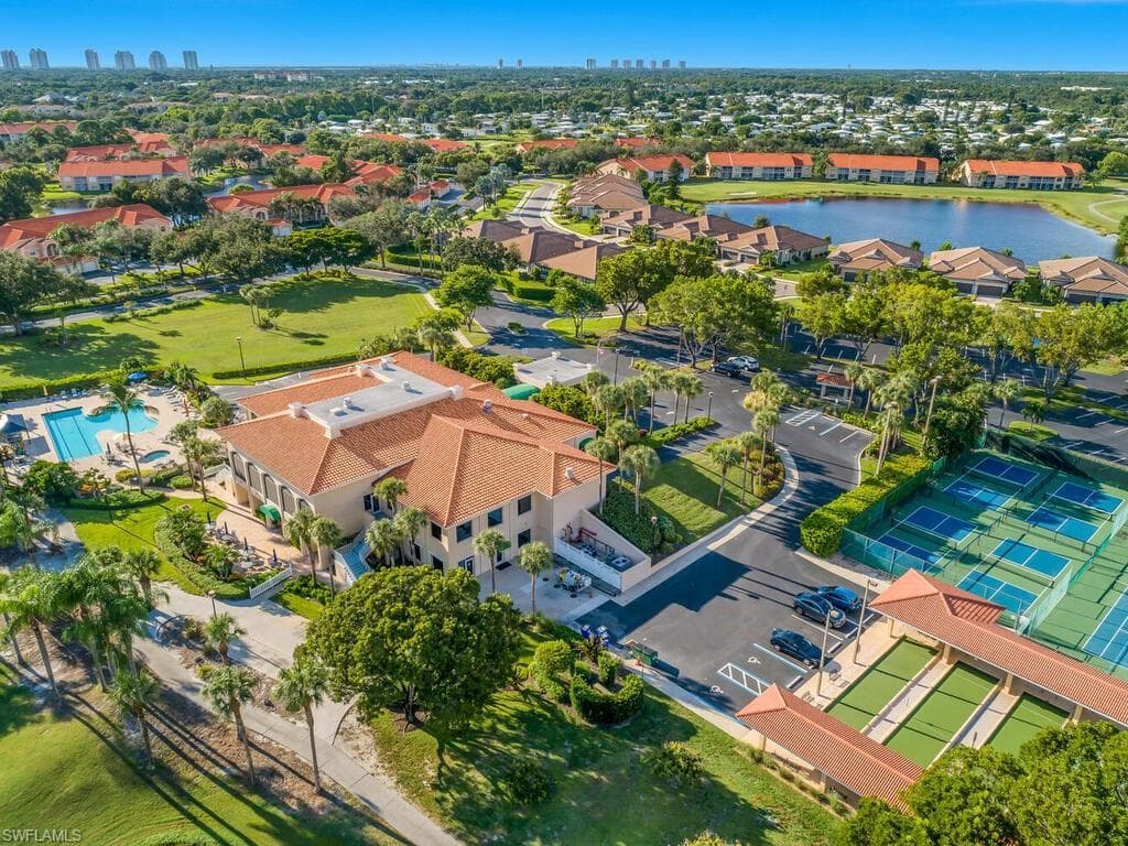 26600 Rosewood Pointe DR # B309, BONITA SPRINGS FL 34135-32