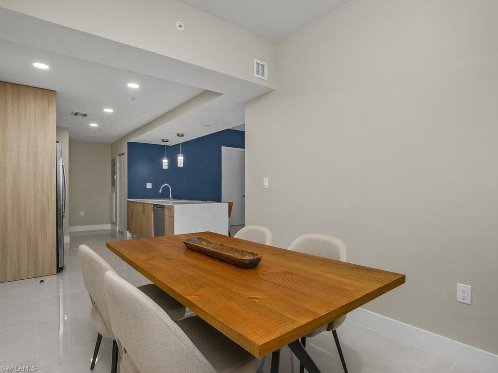 26600 Rosewood Pointe DR # B309, BONITA SPRINGS FL 34135-10