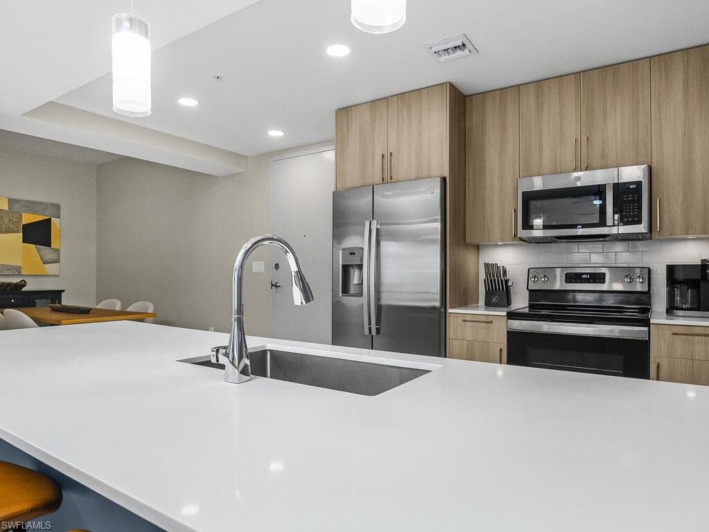 26600 Rosewood Pointe DR # B309, BONITA SPRINGS FL 34135-3