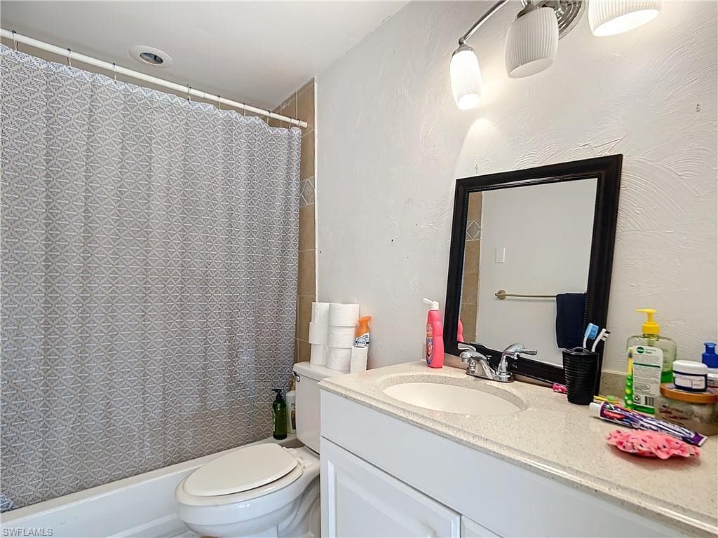 4924 Hawaii BLVD # 5, NAPLES FL 34112-34