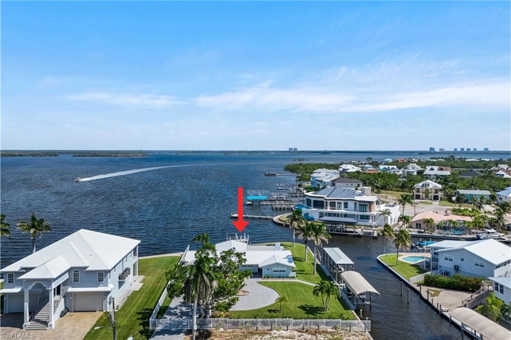 5596 Avenida Pescadora, FORT MYERS BEACH FL 33931-1