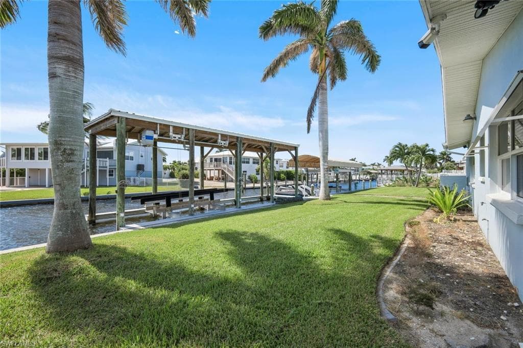 5596 Avenida Pescadora, FORT MYERS BEACH FL 33931-42