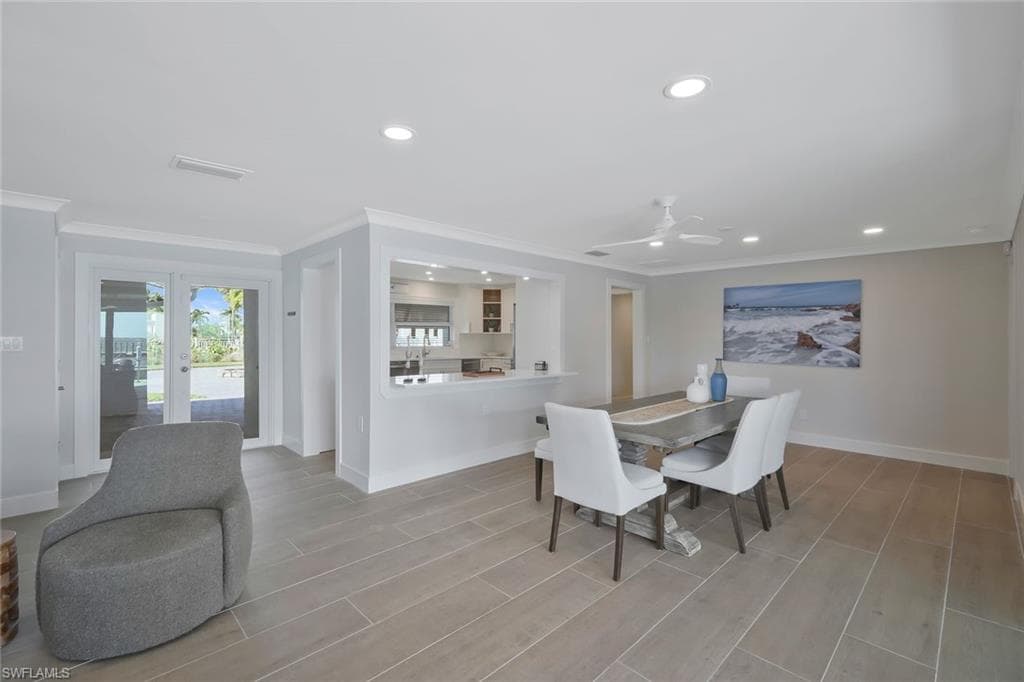 5596 Avenida Pescadora, FORT MYERS BEACH FL 33931-11