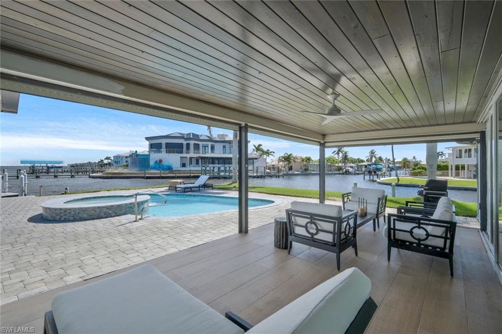 5596 Avenida Pescadora, FORT MYERS BEACH FL 33931-25