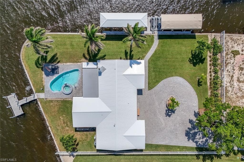 5596 Avenida Pescadora, FORT MYERS BEACH FL 33931-2