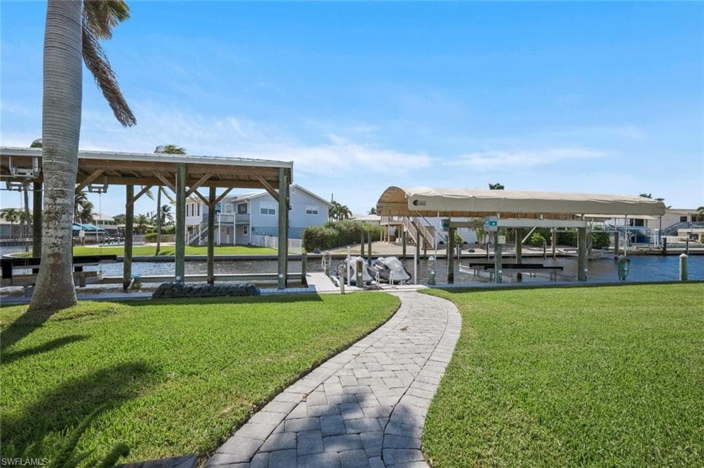 5596 Avenida Pescadora, FORT MYERS BEACH FL 33931-34