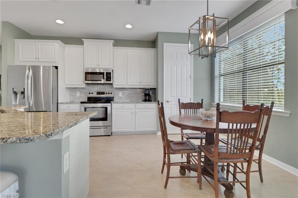 26233 Palace LN # 201, BONITA SPRINGS FL 34135-3