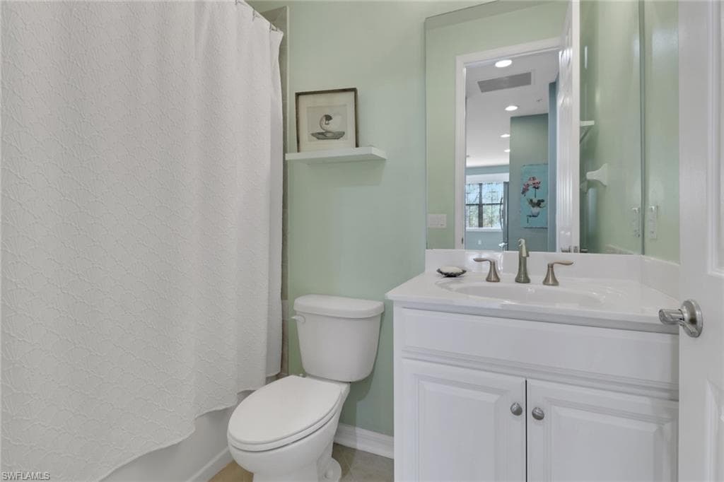 26233 Palace LN # 201, BONITA SPRINGS FL 34135-20