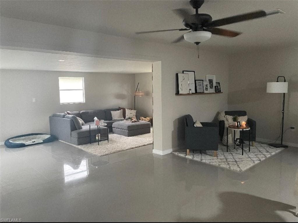 1635 Lowell CT, FORT MYERS FL 33907-1