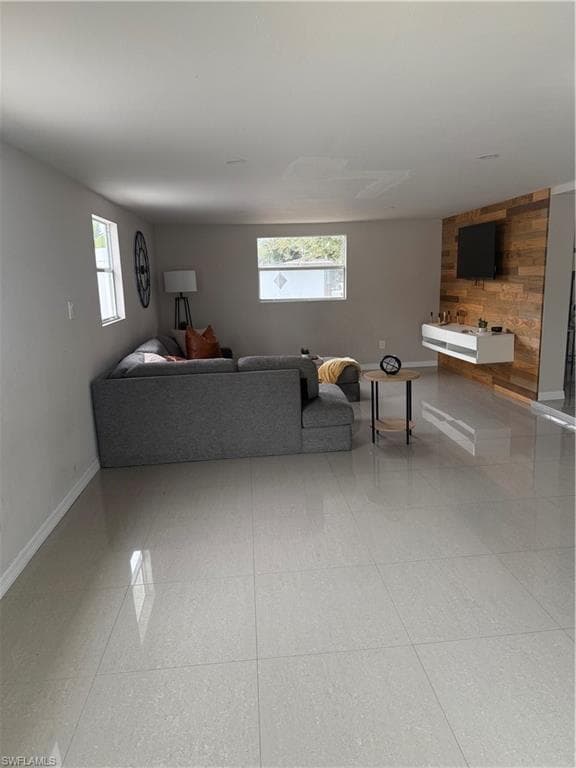 1635 Lowell CT, FORT MYERS FL 33907-13