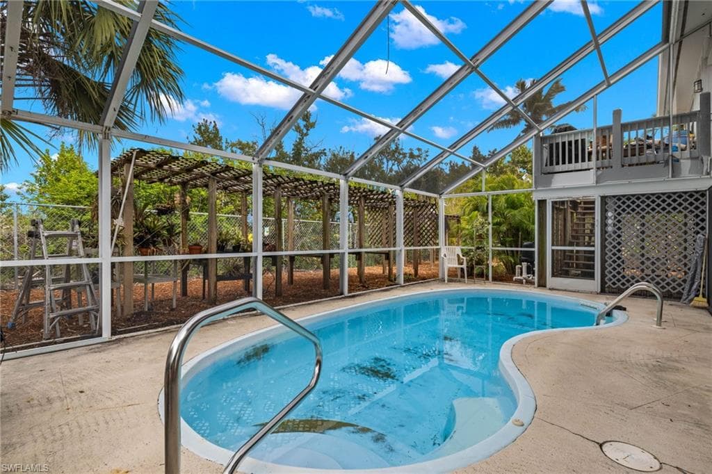1625 Serenity LN, SANIBEL FL 33957-26