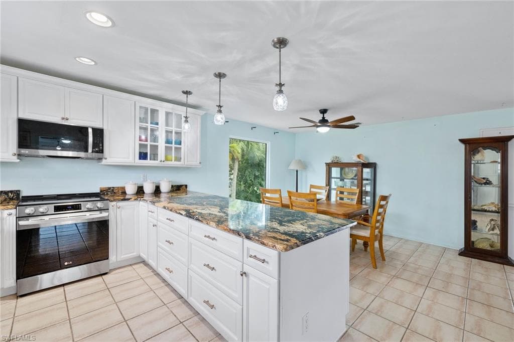 1625 Serenity LN, SANIBEL FL 33957-15